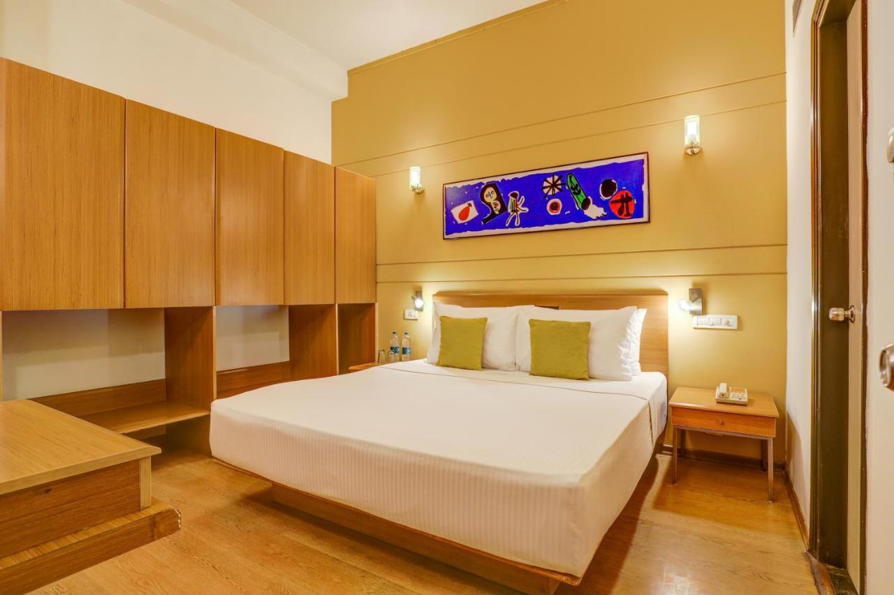 Lemon Tree Hotel, East Delhi Mall, Kaushambi Газиабад Экстерьер фото